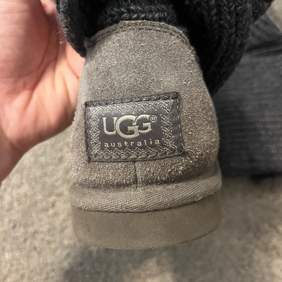UGG Classic Cardy Sweater Boots - Picture 5 of 6
